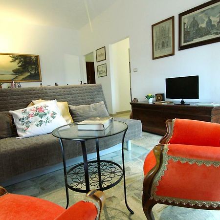 Casa Vovos' Apartment Terni Ngoại thất bức ảnh