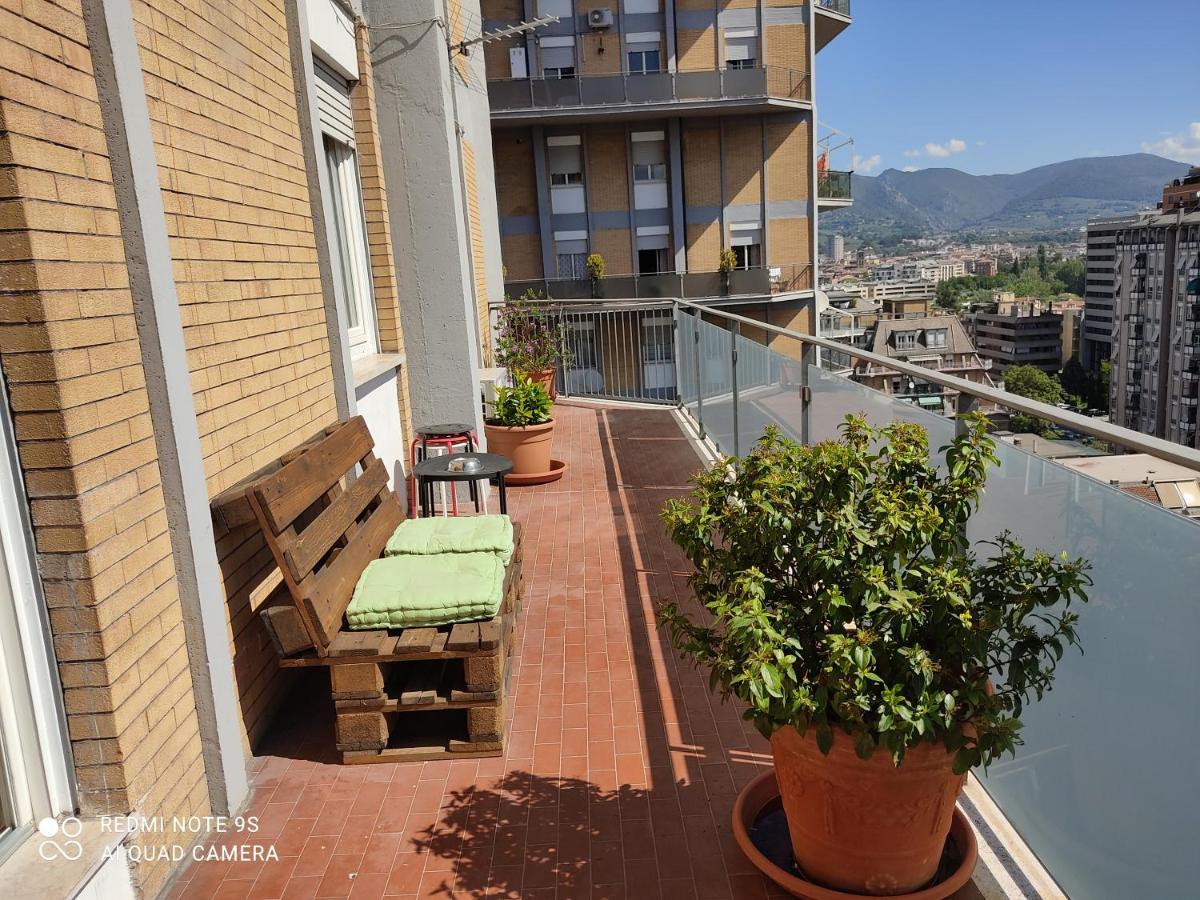 Casa Vovos' Apartment Terni Ngoại thất bức ảnh