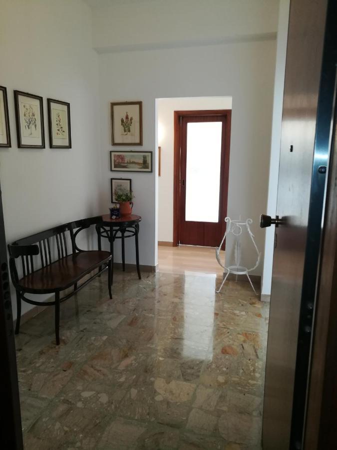 Casa Vovos' Apartment Terni Ngoại thất bức ảnh