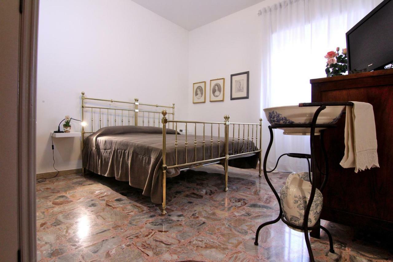 Casa Vovos' Apartment Terni Ngoại thất bức ảnh