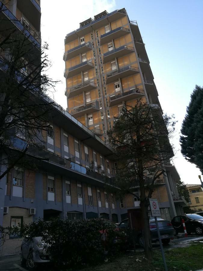 Casa Vovos' Apartment Terni Ngoại thất bức ảnh